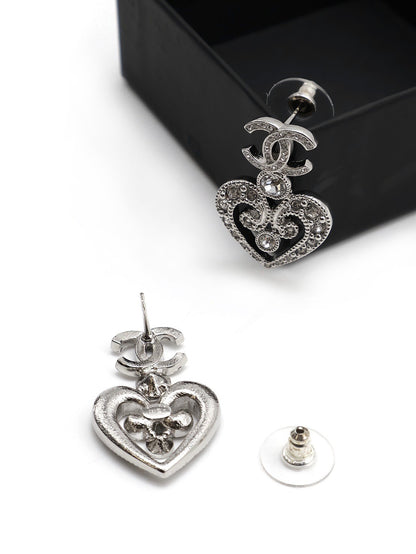 CHANEL 23K滿鑽愛心雕花耳環