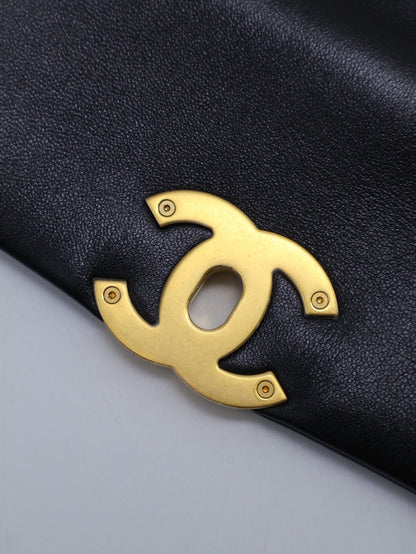 CHANEL 19 Bag 菱格紋羊皮手提肩背包 26 - 黑金