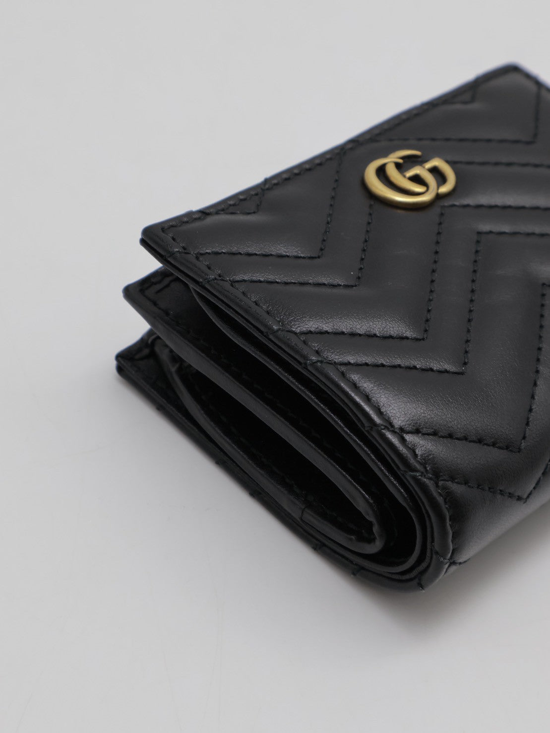 GUCCI Marmont雙折短夾 - 黑金
