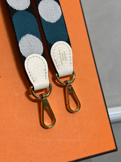 HERMES Mini Evelyne - Nata I2 奶油白金配波點背帶 Z