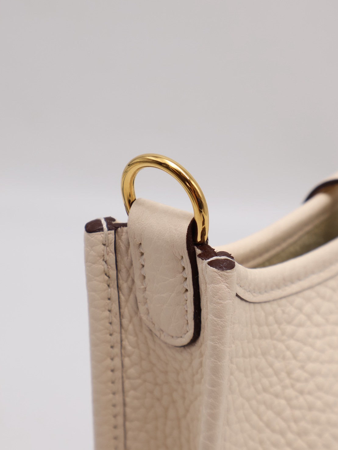 HERMES Mini Evelyne - Nata I2 奶油白金配波點背帶 Z