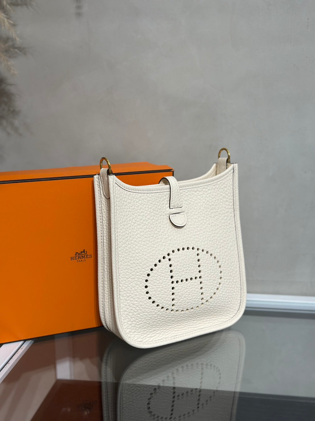 HERMES Mini Evelyne - Nata I2 奶油白金配波點背帶 Z