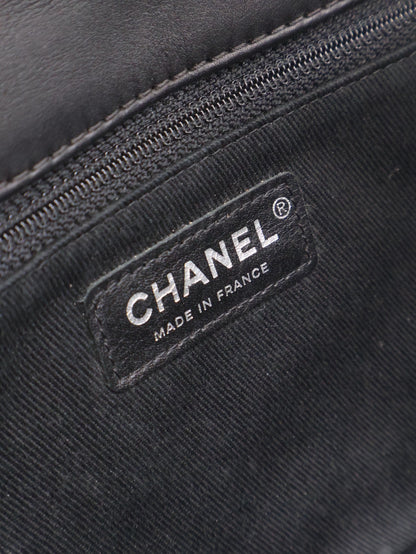 CHANEL 皮釦手提泡芙包 - 黑銀19開