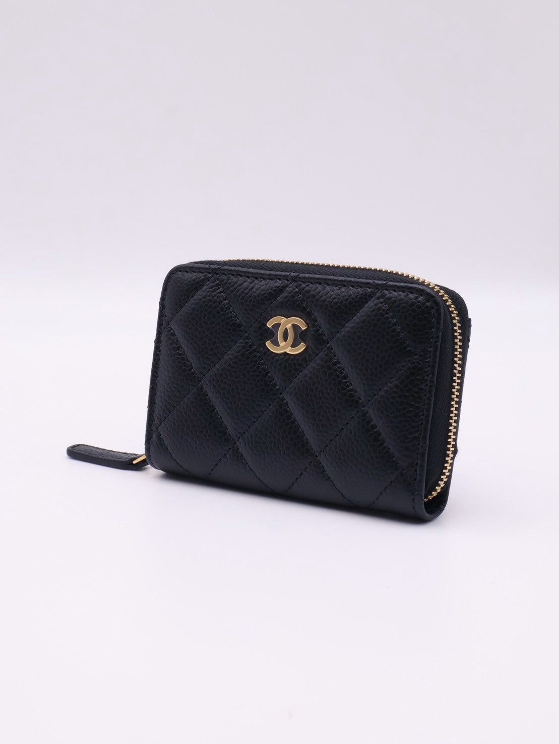 CHANEL 經典粒面牛皮拉鍊零錢包 - 黑金