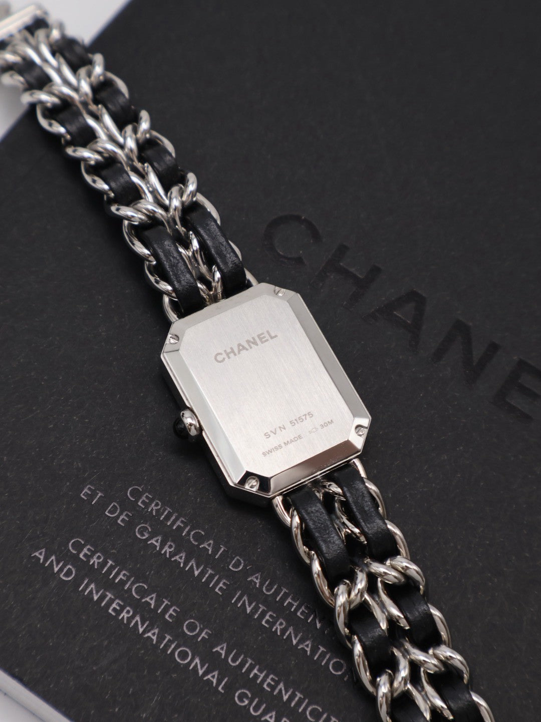 CHANEL 經典Premiers Rock皮穿鍊方糖腕錶 - S黑銀