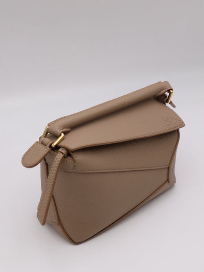 LOEWE Puzzle小牛皮手袋 - 迷你沙色