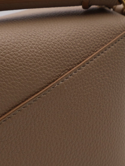 LOEWE Puzzle小牛皮手袋 - 迷你沙色