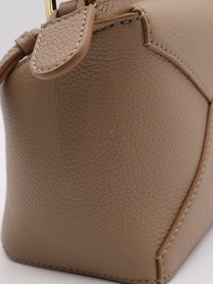 LOEWE Puzzle小牛皮手袋 - 迷你沙色