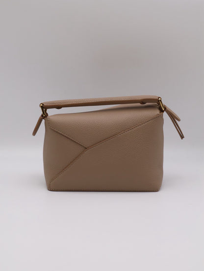 LOEWE Puzzle小牛皮手袋 - 迷你沙色