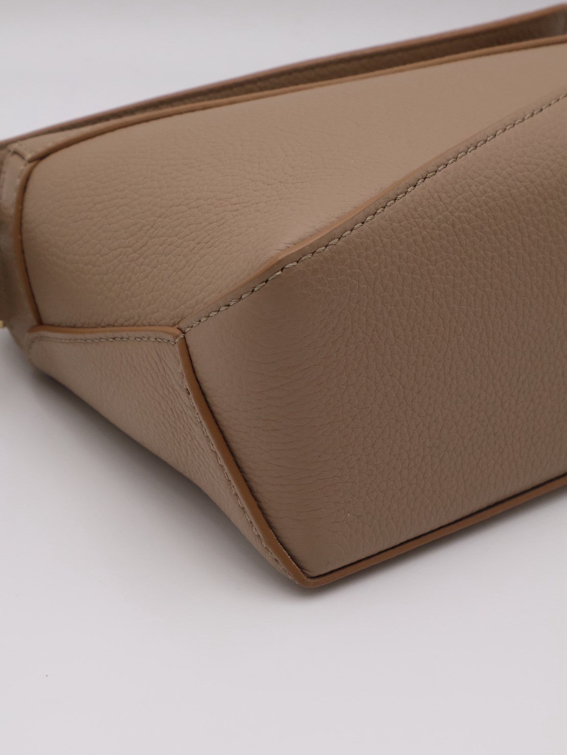 LOEWE Puzzle小牛皮手袋 - 迷你沙色
