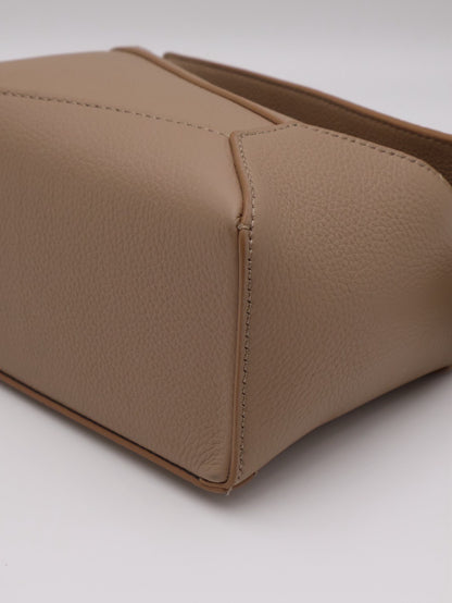 LOEWE Puzzle小牛皮手袋 - 迷你沙色
