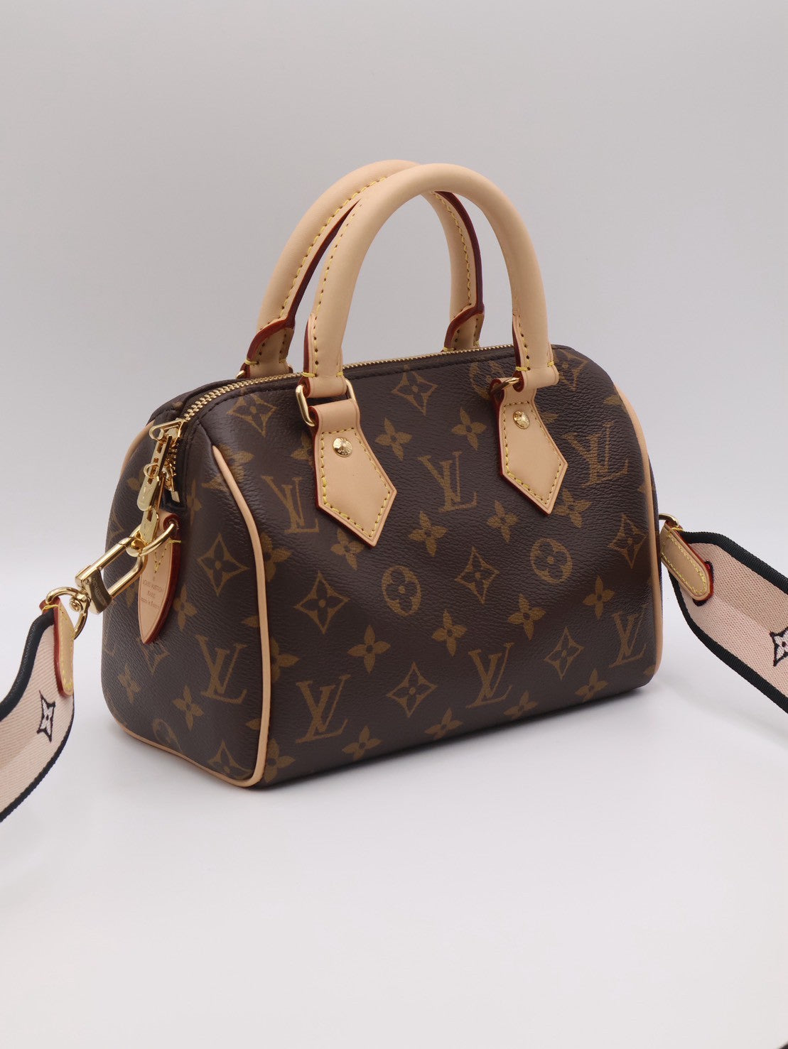 LOUIS VUITTON Speedy Bandouliere 20 - 黑邊背帶