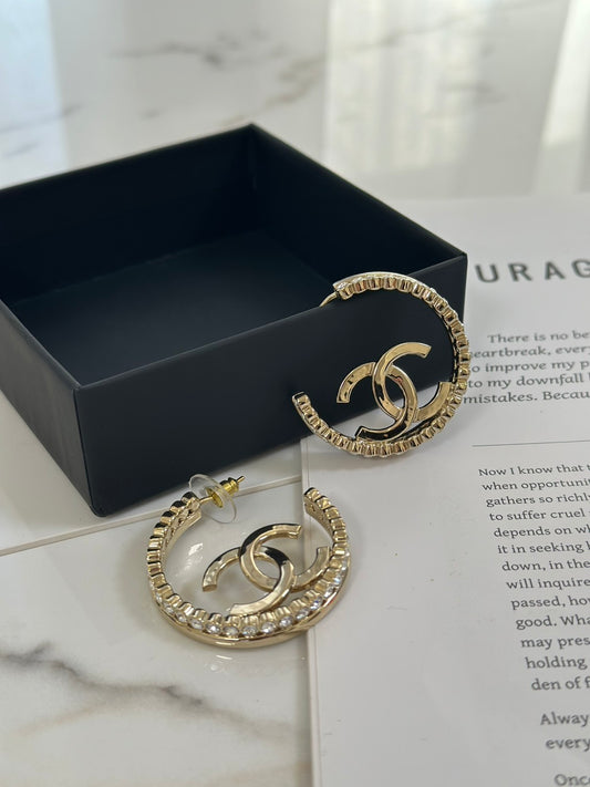 CHANEL 23K鑲鑽圈圈雙C耳環
