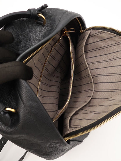 LOUIS VUITTON 壓紋牛皮後背包 - 黑