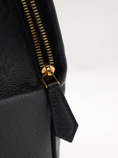 LOUIS VUITTON 壓紋牛皮後背包 - 黑