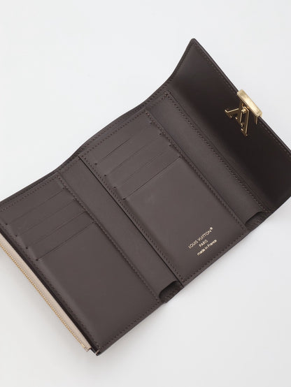 LOUIS VUITTON Capucines三折短夾 - 米灰