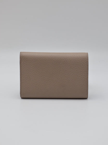 LOUIS VUITTON Capucines三折短夾 - 米灰
