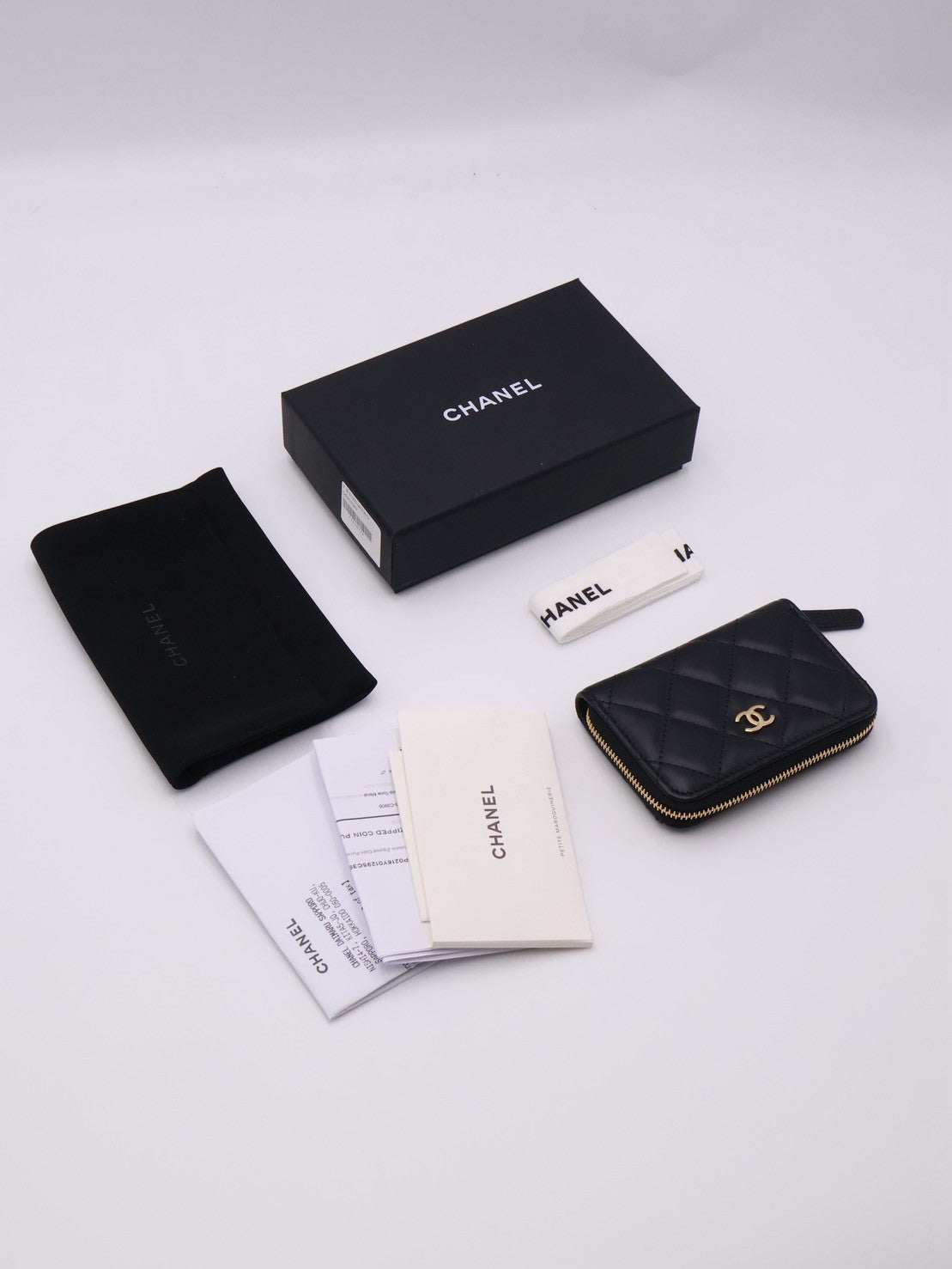 CHANEL 經典羊皮拉鍊零錢包 - 黑金