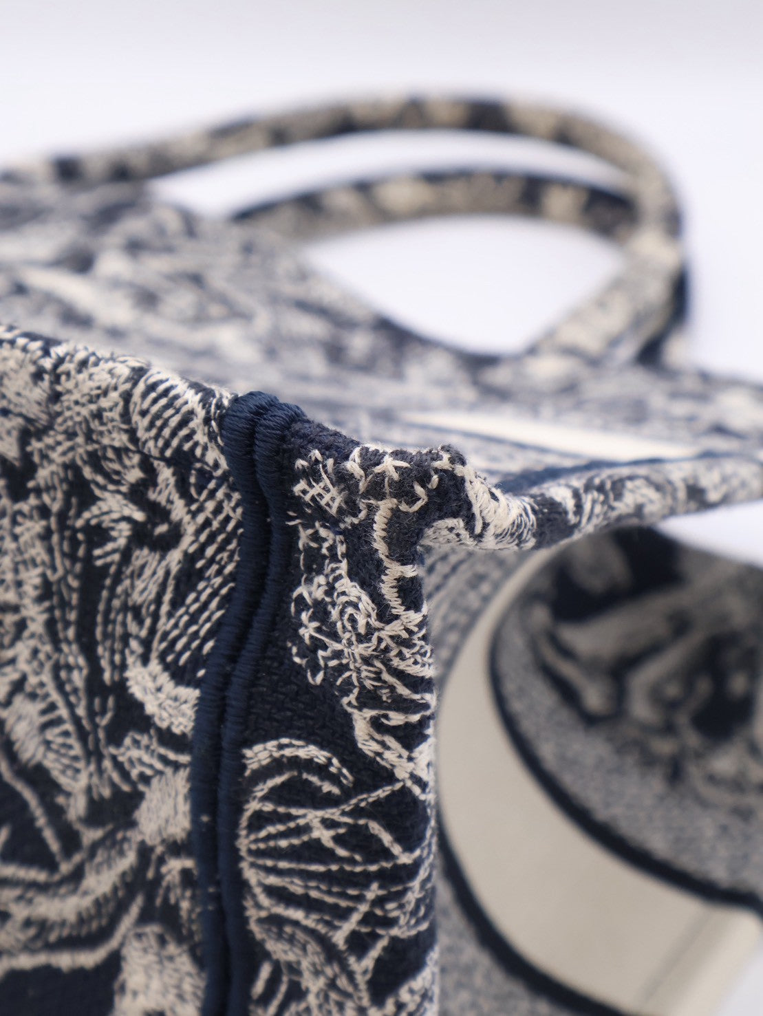 DIOR 刺繡動物園Tote - 中號深藍