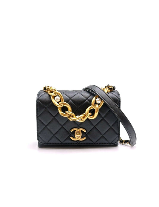 CHANEL 珍珠粗金鍊手提口蓋包 - 黑金