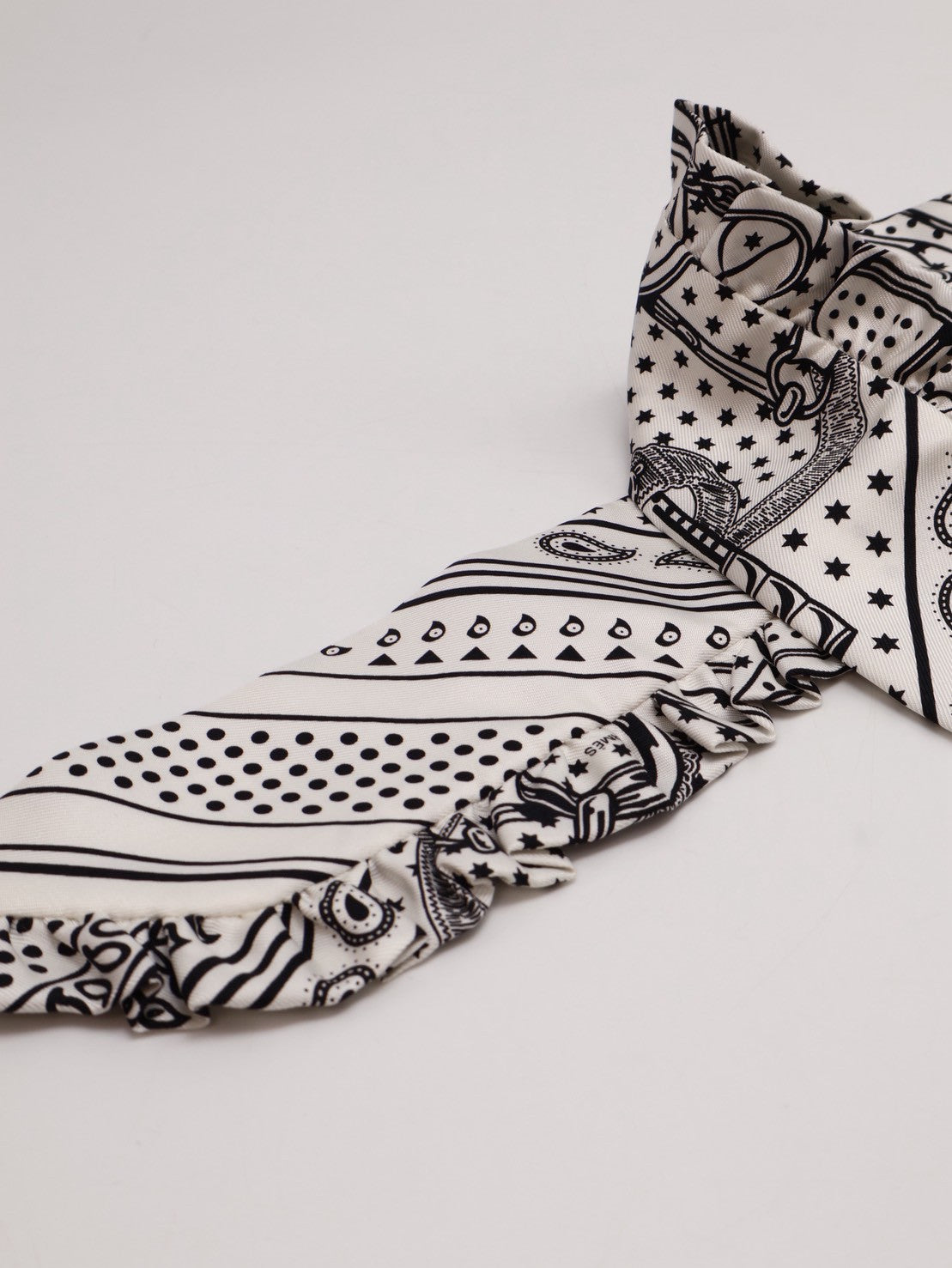 HERMES Eperon d'or Bandana金質馬刺荷葉邊Twilly - 白