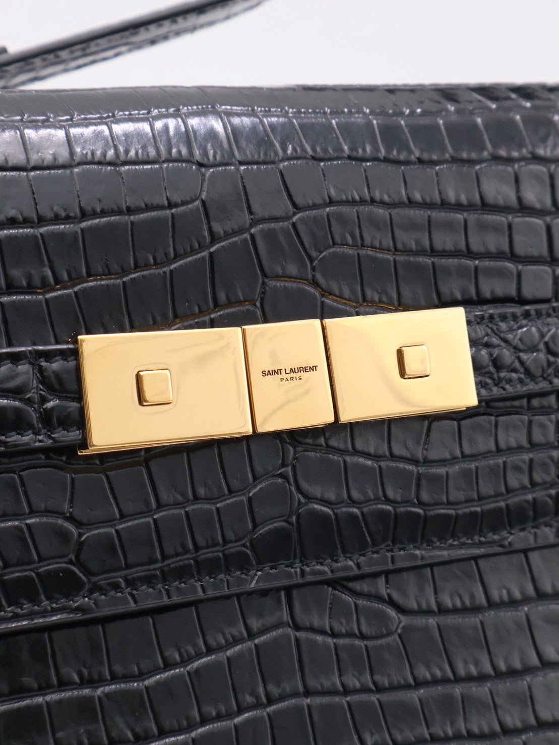 YSL 鱷魚壓紋曼哈頓 - 小號黑金