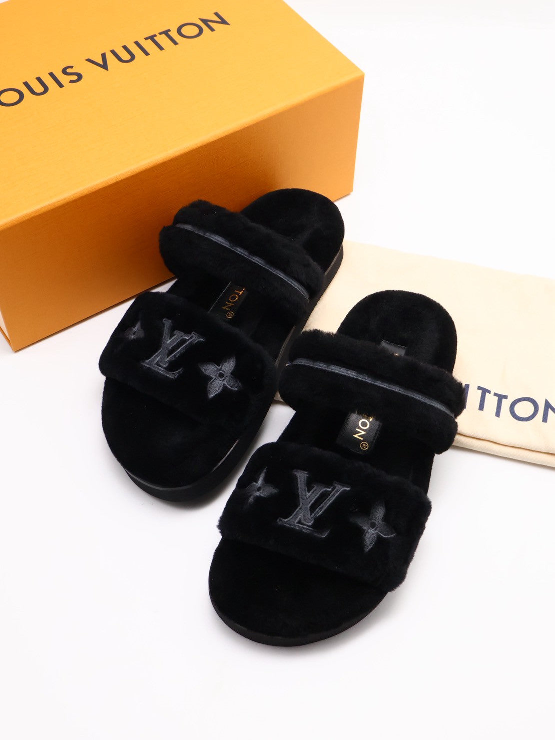 LOUIS VUITTON Sunset 平底毛毛穆勒涼鞋 - 黑 36