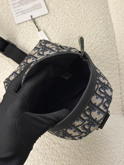 DIOR Oblique rider 迷你斜背包