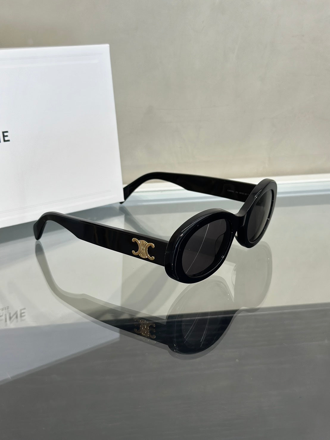CELINE Triomphe凱旋門橢圓框太陽眼鏡
