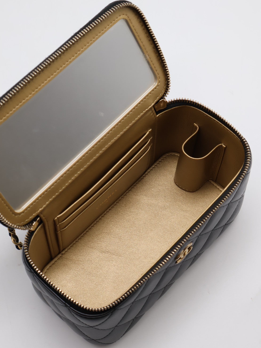 CHANEL 金球長盒子 - 黑金