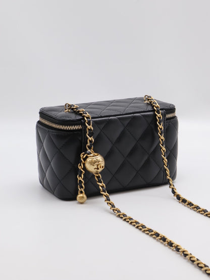CHANEL 金球長盒子 - 黑金