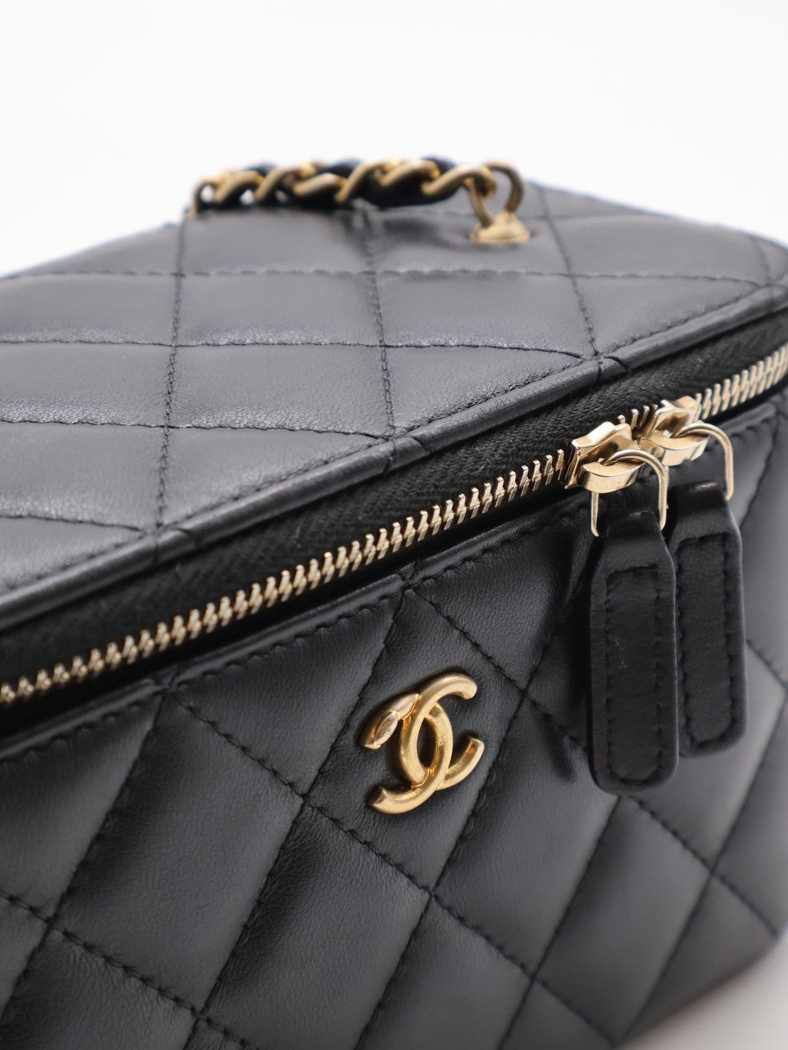 CHANEL 金球長盒子 - 黑金