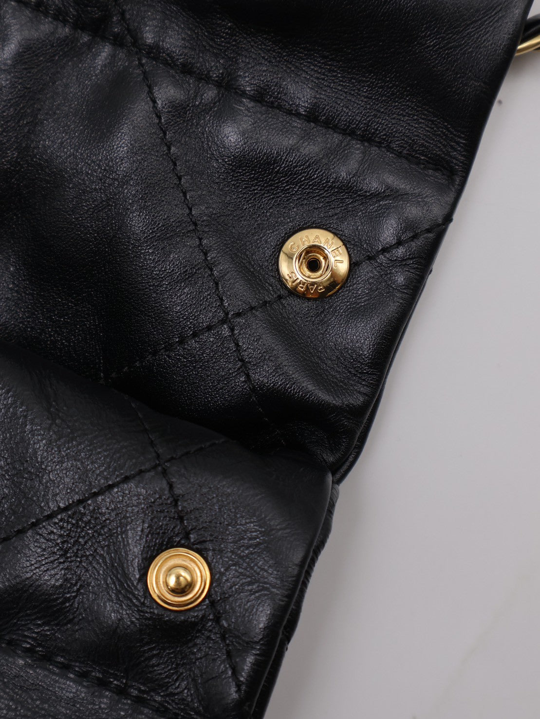 CHANEL 22 Bag - 小號黑金