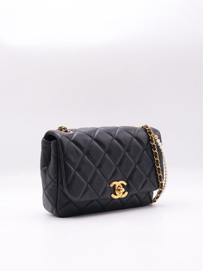 CHANEL 25P珍珠皮穿鍊口蓋包 - 黑金