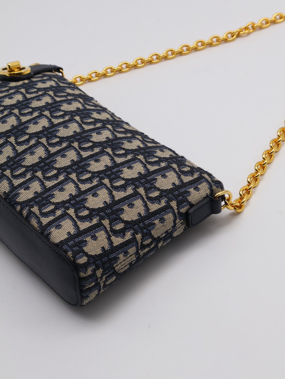 DIOR 30 Montaigne雙肩帶麻將包