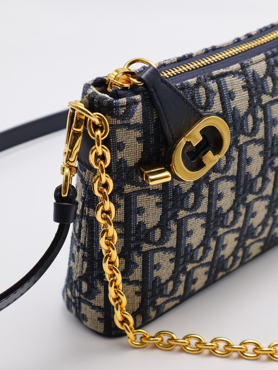 DIOR 30 Montaigne雙肩帶麻將包