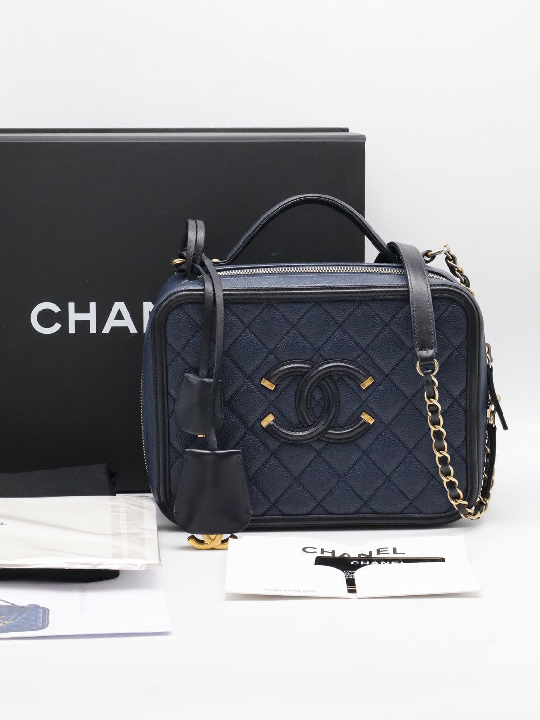 CHANEL Vanity case - 大號深藍24開