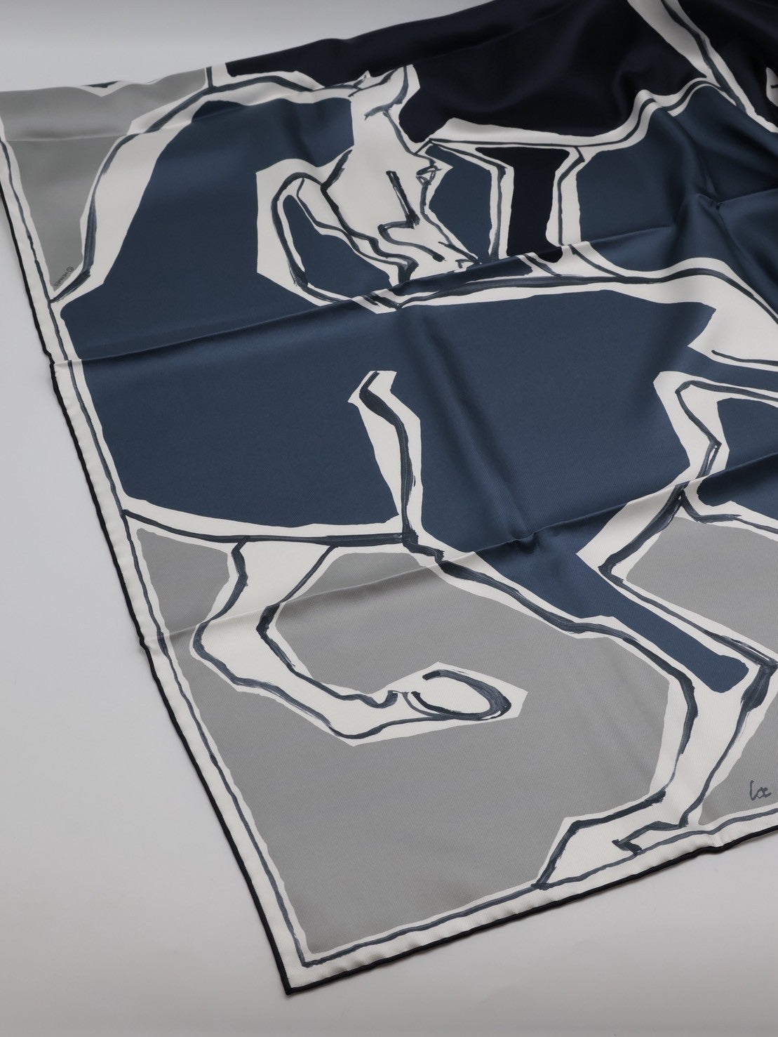 HERMES La Danse Des Chevaux 駿馬之舞絲巾 90 - 藍