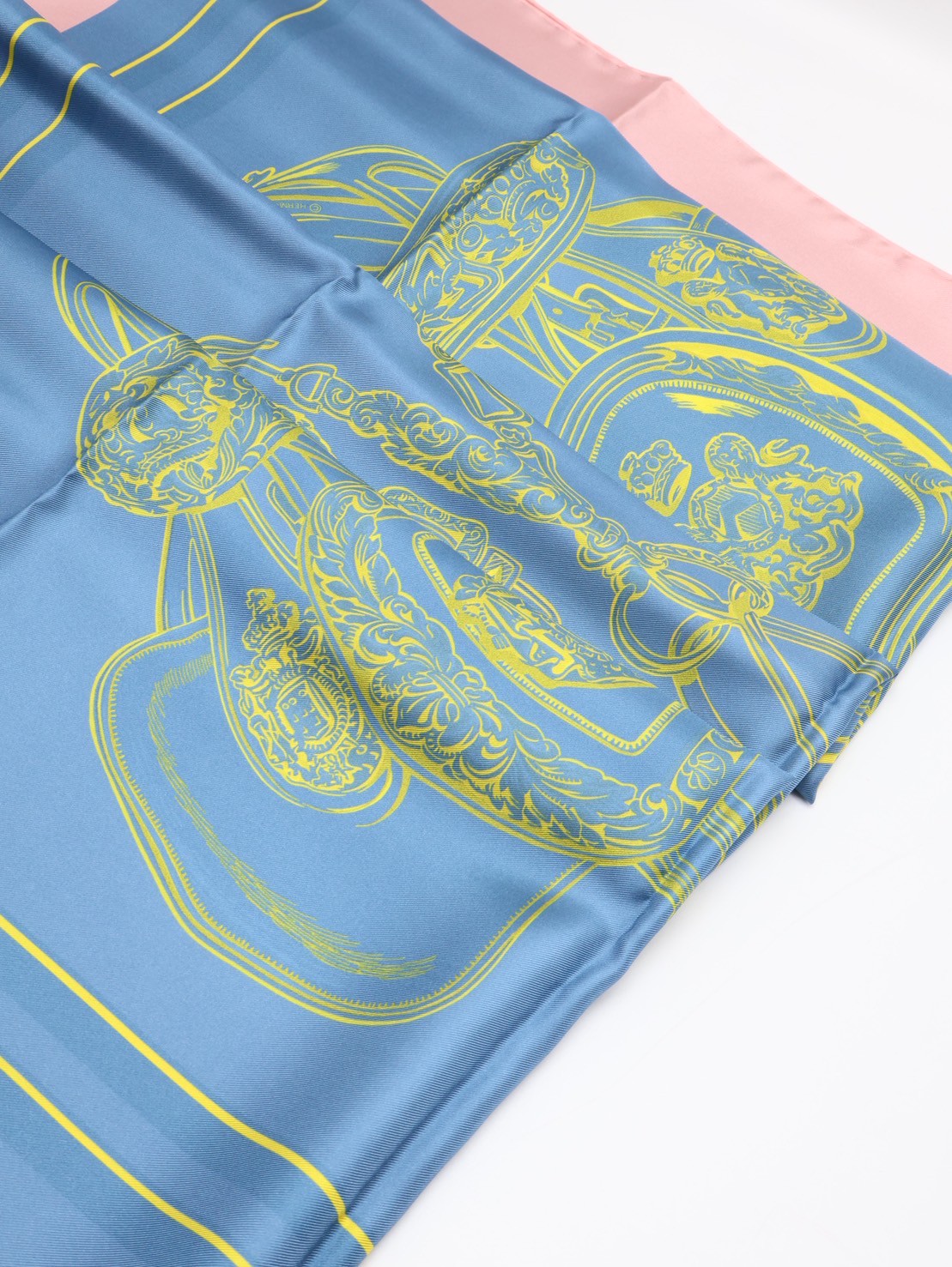 HERMES Brides de Gala盛裝馬鞍雙面絲巾 90 - 粉