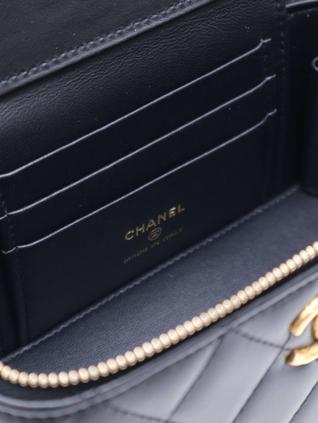 CHANEL 22K金柱調節釦長盒子 - 黑金