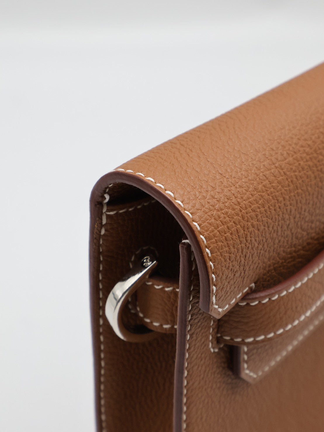 HERMES Kelly Depeches 25 - Gold 37 金棕銀 B