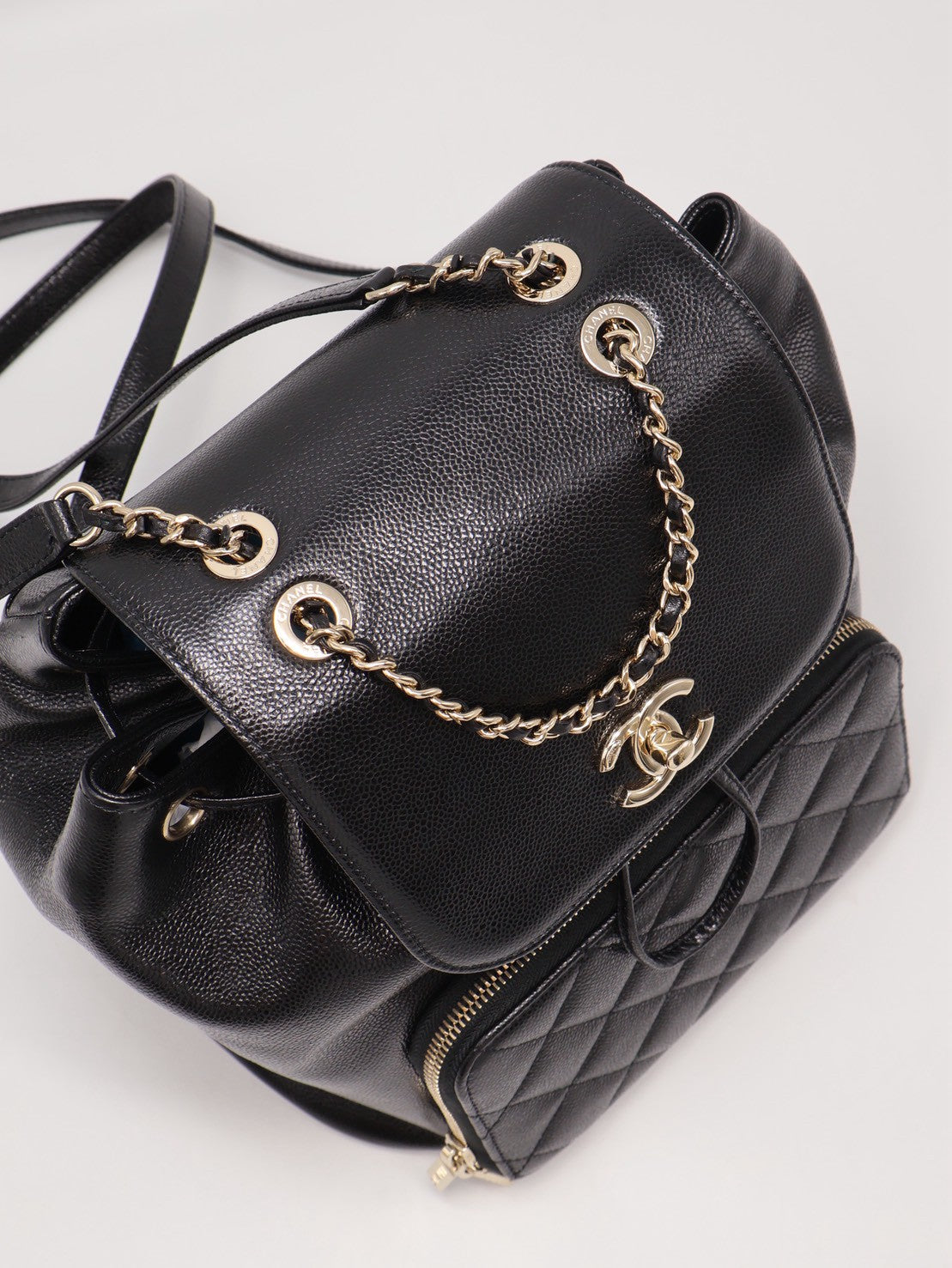CHANEL Affinity粒面牛皮後背包 - 黑金