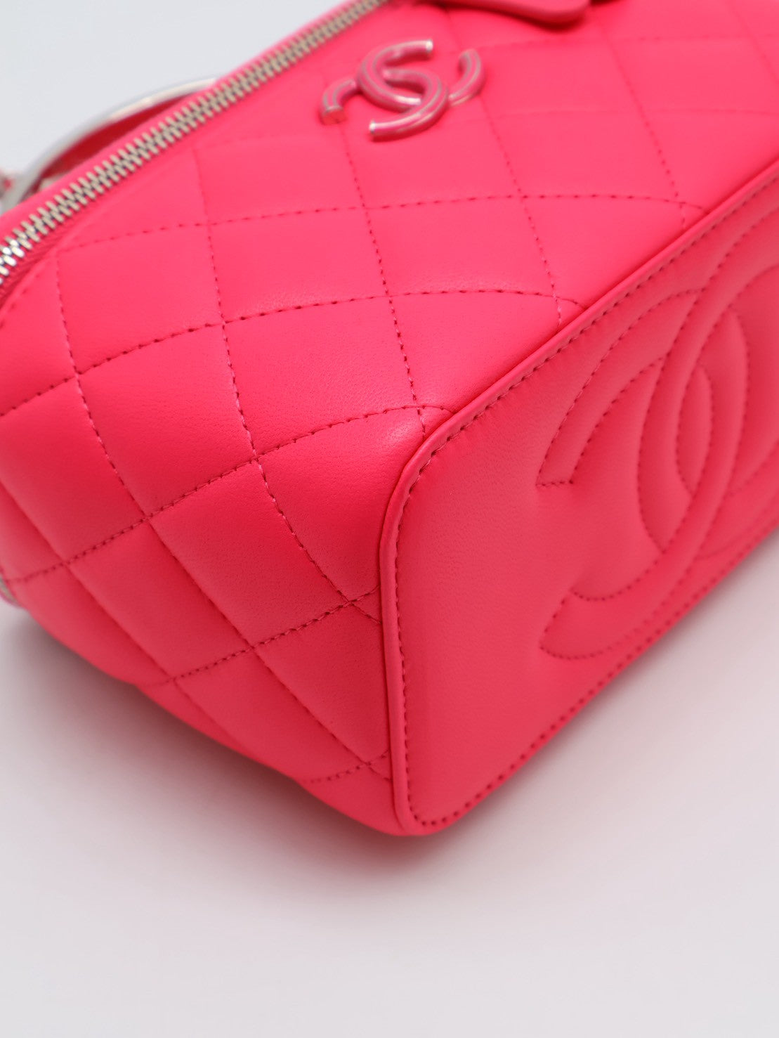 CHANEL 24C Handle長盒子 - 桃紅