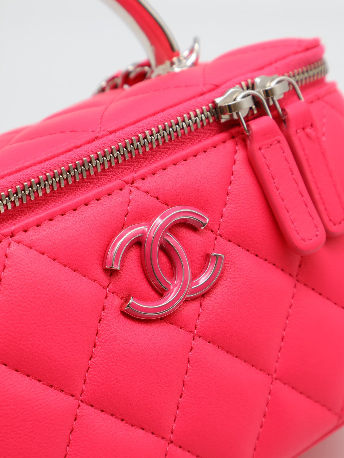 CHANEL 24C Handle長盒子 - 桃紅