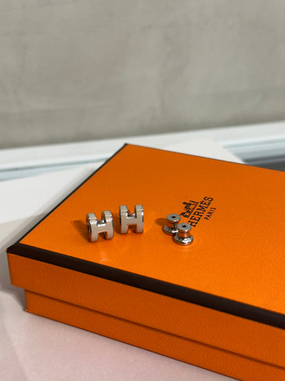 HERMES Mini Pop H耳環 - 奶茶銀