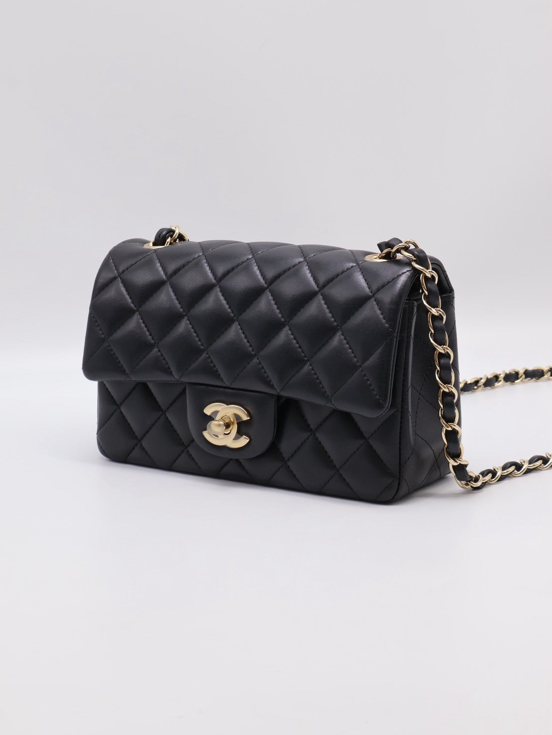 CHANEL 經典口蓋包Mini CF20 - 黑金23開