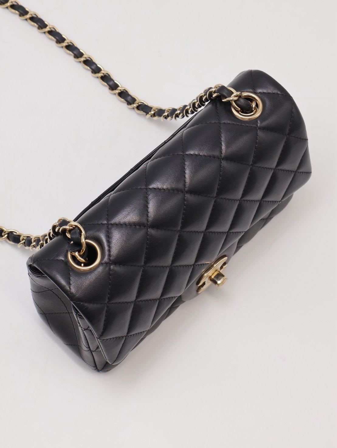 CHANEL 經典口蓋包Mini CF20 - 黑金23開