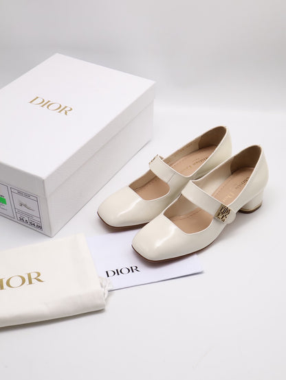 DIOR Miss Dior漆皮低跟瑪莉珍鞋 - 米白 35.5
