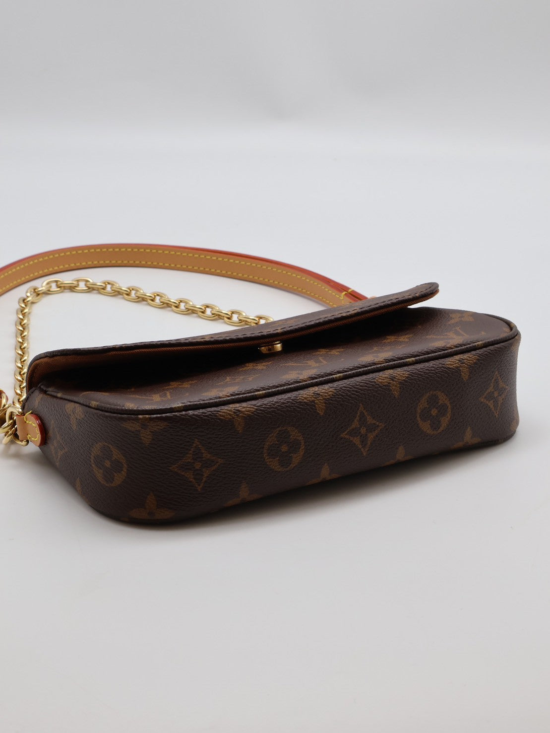 LOUIS VUITTON Ivy單肩包