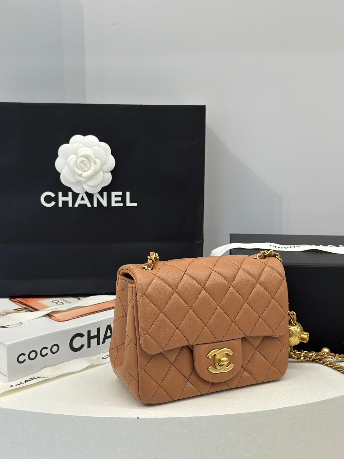 CHANEL 經典口蓋包方胖子 17 - 金球焦糖棕